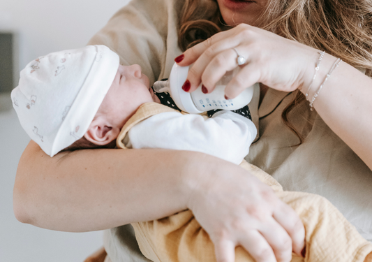 Breast or Bottle feeding: How do you decide?